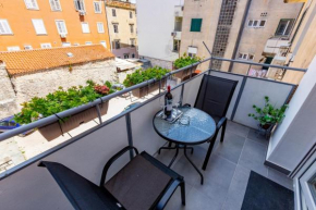 Viktorija 1BR Apartment